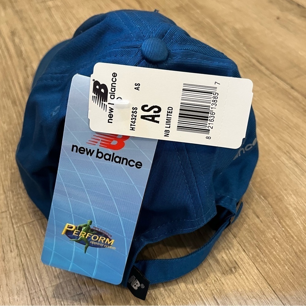 NWT New Balance Blue Hat Ball Cap OSFA Unisex - Picture 2 of 9